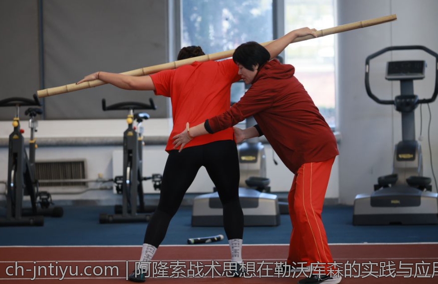 阿隆索战术思想在勒沃库森的实践与应用效果